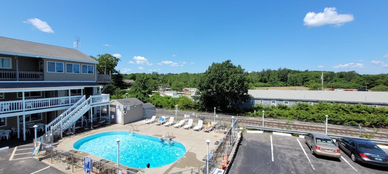 Motel Green Dolphin 2*